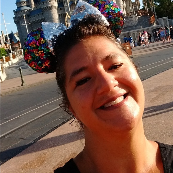 Meet your Posher, Darlene - Picture 1 of 1